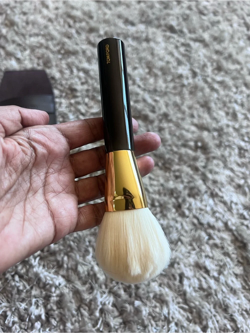 Tom Ford Cream Bristles with Gold Ferrule Powder Brush